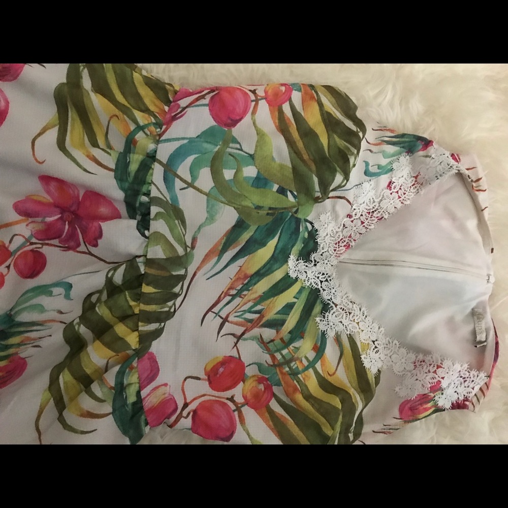 Women dresses - Picture 3 of 4